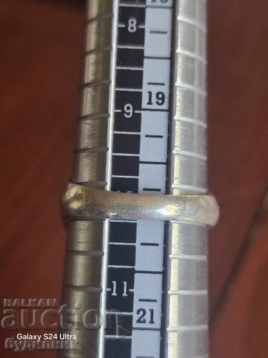 Delivery of Silver Massive Ring. 7.60 Grams. 20mm. Selling over 100 Delivery of Silver Massive Ring. 7.60 Grams. 20mm. Selling over 100