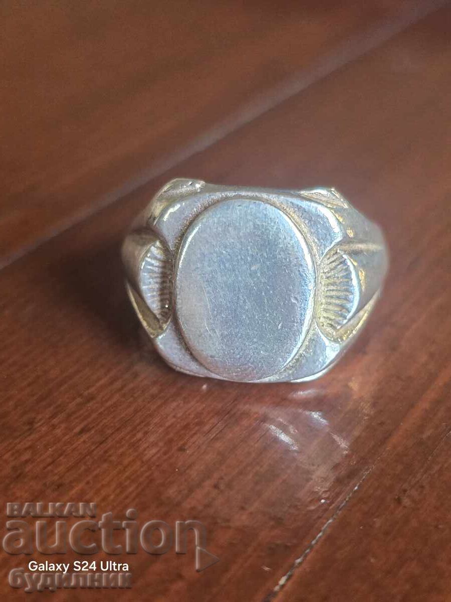 Silver Massive Ring. 7.60 Grams. 20mm. Selling over 100 Silver Massive Ring. 7.60 Grams. 20mm. Selling over 100