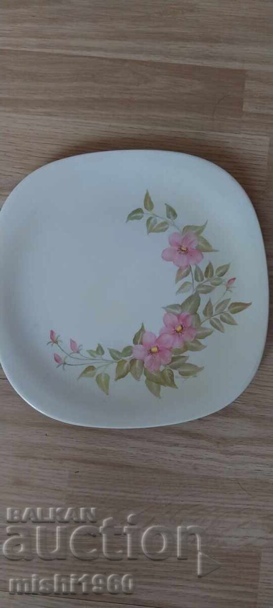 Πιάτο πορσελάνης