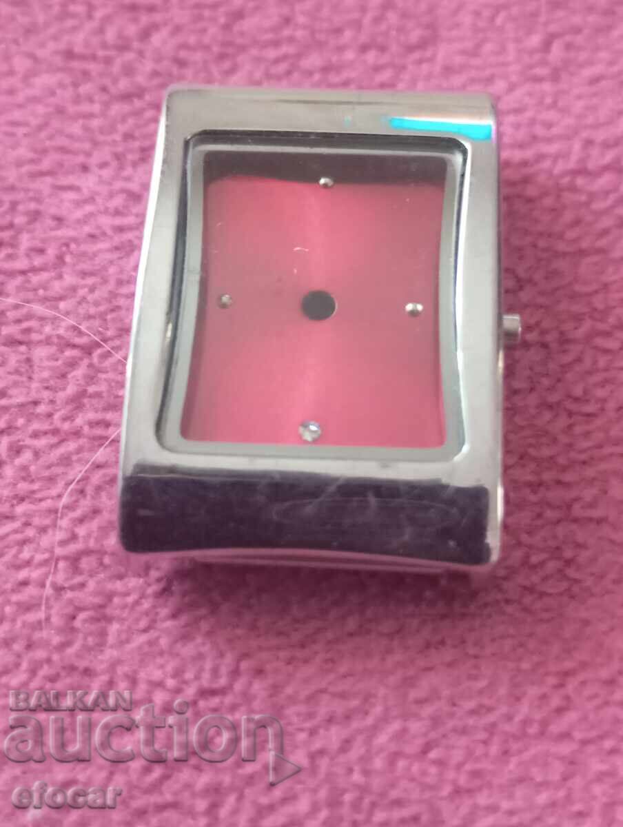 Ρολόι Avon από 0.01 st με τιμή 0.01 BGN | € 0.01