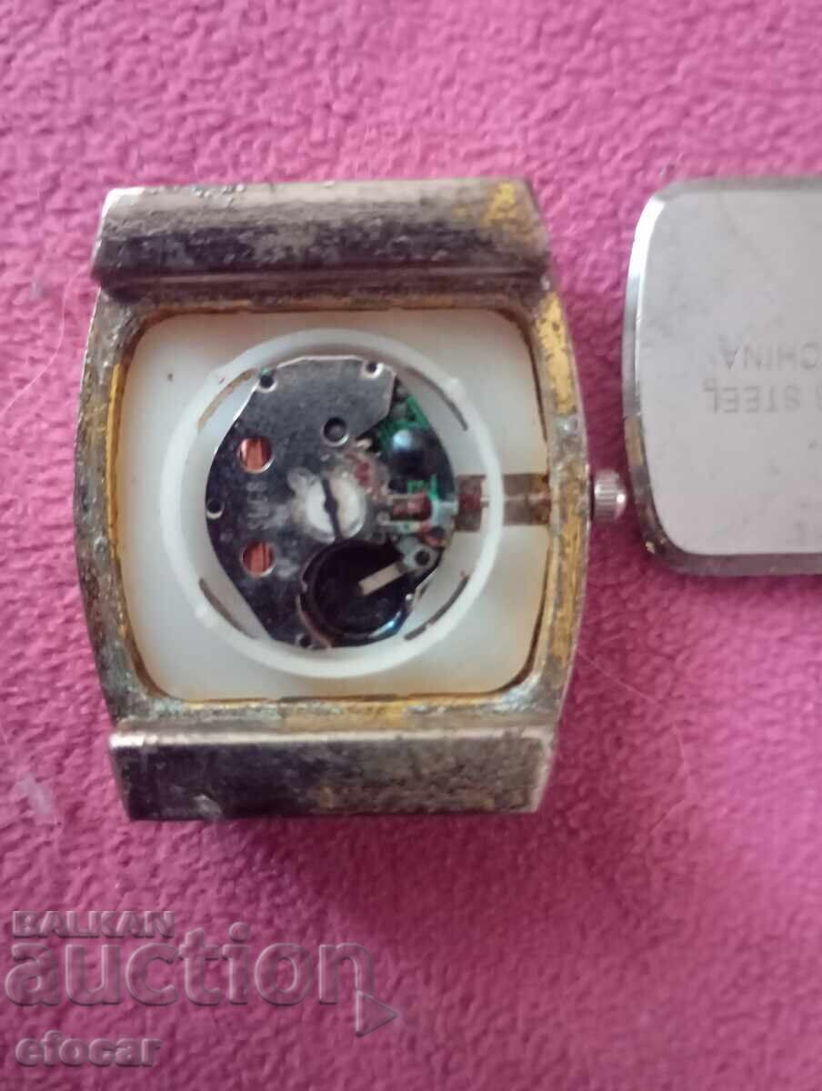 clock from 0.01 st with price 0.01 BGN | € 0.01