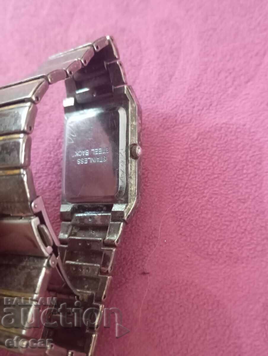 clock from 0.01 st with price 1.00 BGN | € 0.51