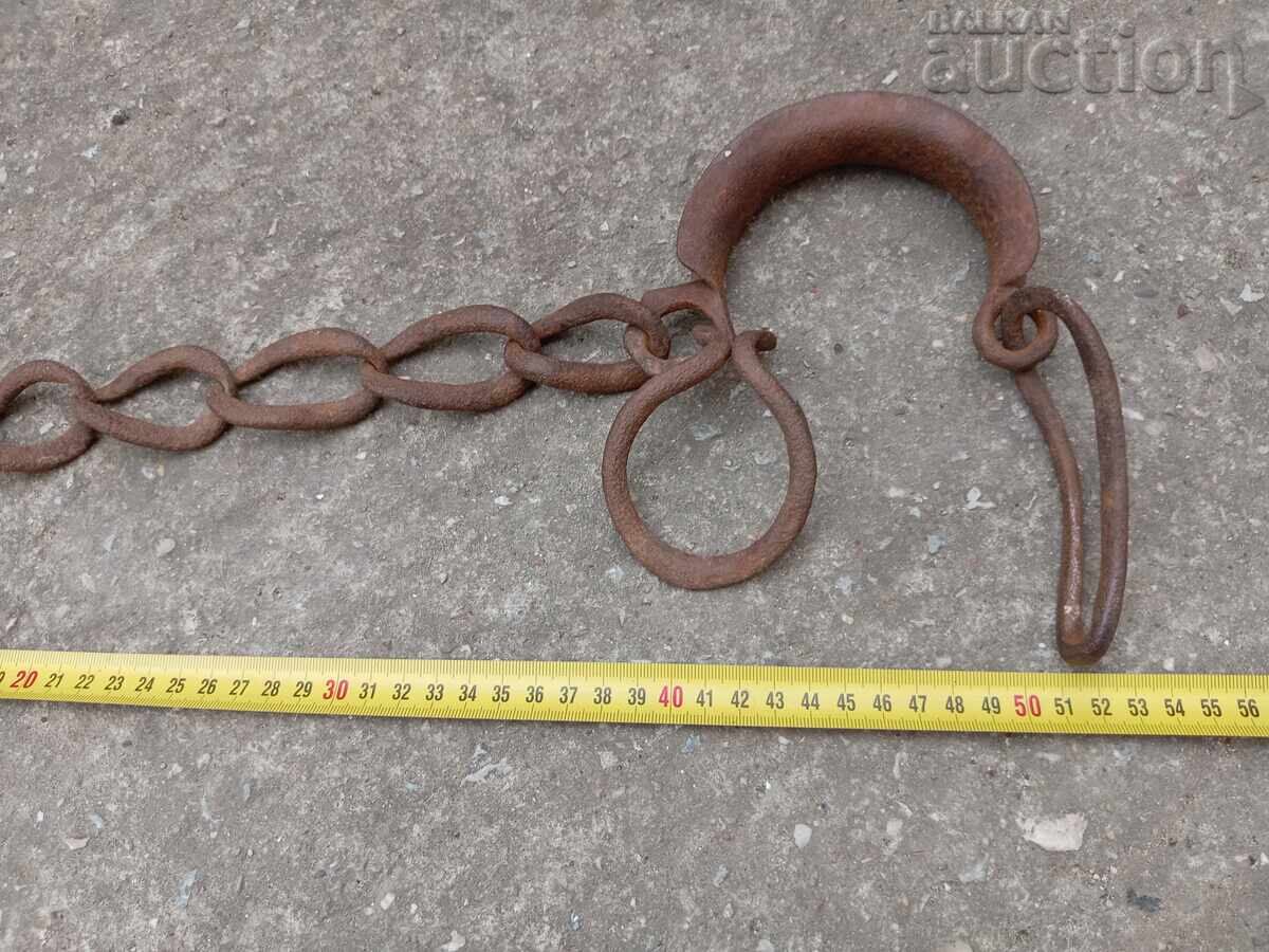 Auction Old hand forged buckles, chains, shackles, shackles with padlock Auction Old hand forged buckles, chains, shackles, shackles with padlock