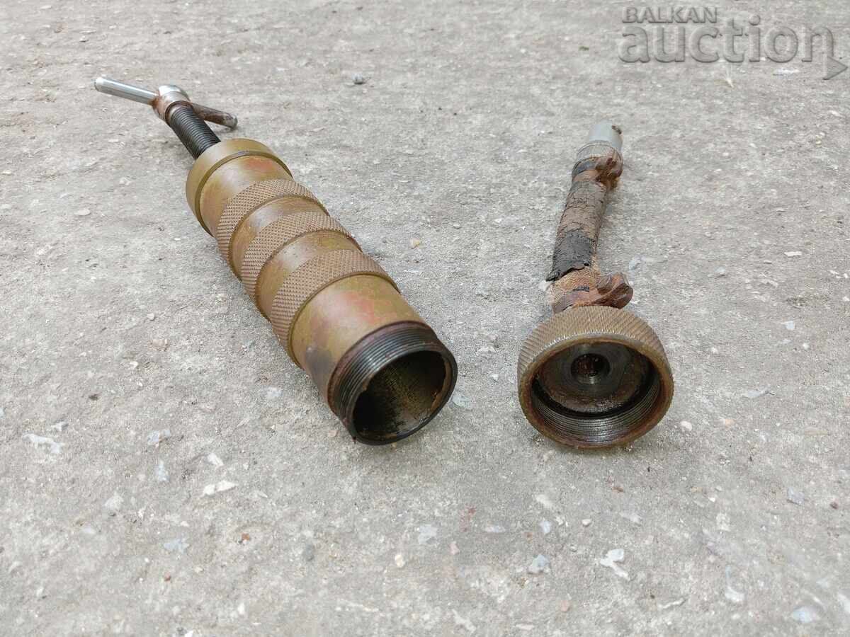Auction  Grease gun, military type, armored vehicle