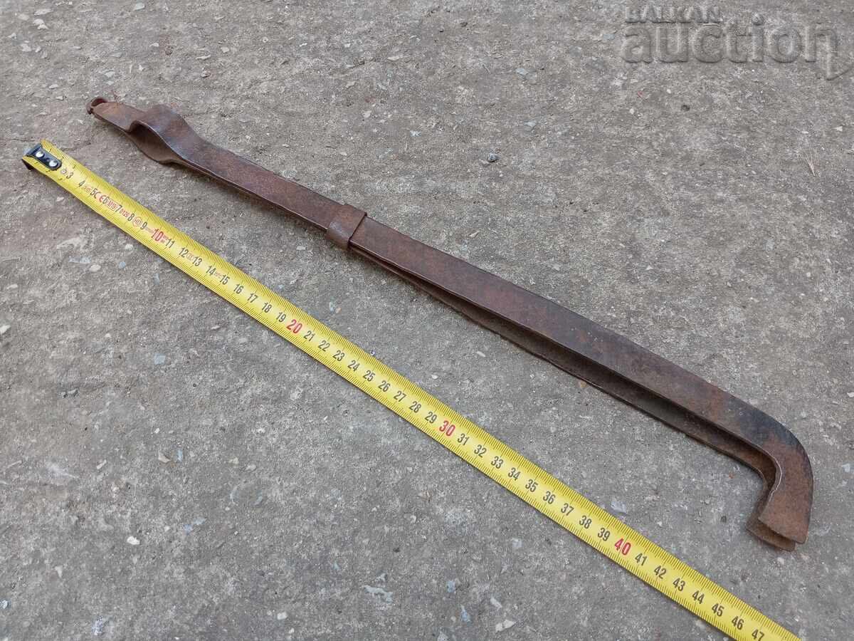 Παλιές ΠΡΩΤΟΓΕΝΕΣ σφυρηλατημένες χειροποίητες λαβίδες από σφυρήλατο σίδερο με τιμή 21.00 BGN | € 10.74