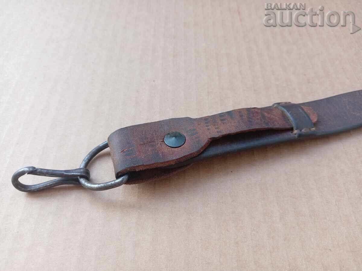 Licitație Curea din piele pentru pușcă carabina Licitație Curea din piele pentru pușcă carabina