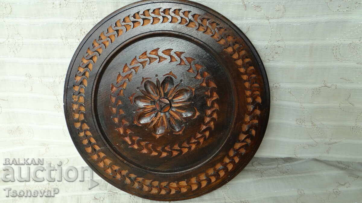 Ξύλινο πιάτο για κρέμασμα, ξυλόγλυπτο Ξύλινο πιάτο για κρέμασμα, ξυλόγλυπτο