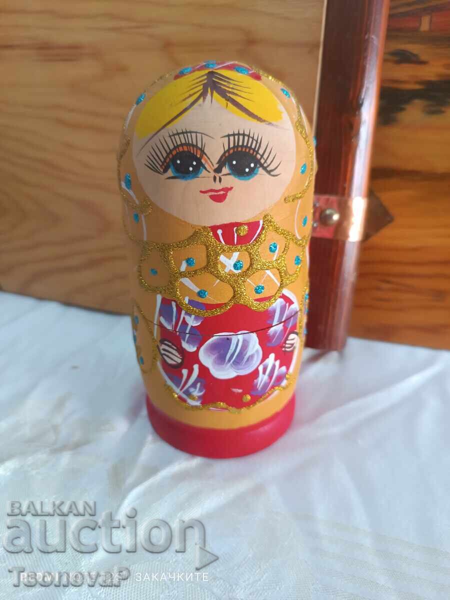 Σετ Ματριόσκας με τιμή 18.00 BGN | € 9.20 Σετ Ματριόσκας με τιμή 18.00 BGN | € 9.20