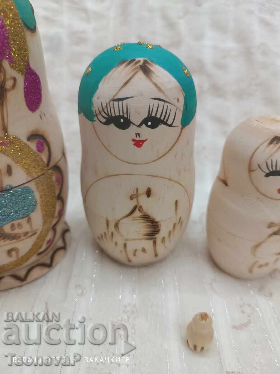 New set of matryoshka dolls for coloring with price 20.00 BGN | € 10.23 New set of matryoshka dolls for coloring with price 20.00 BGN | € 10.23