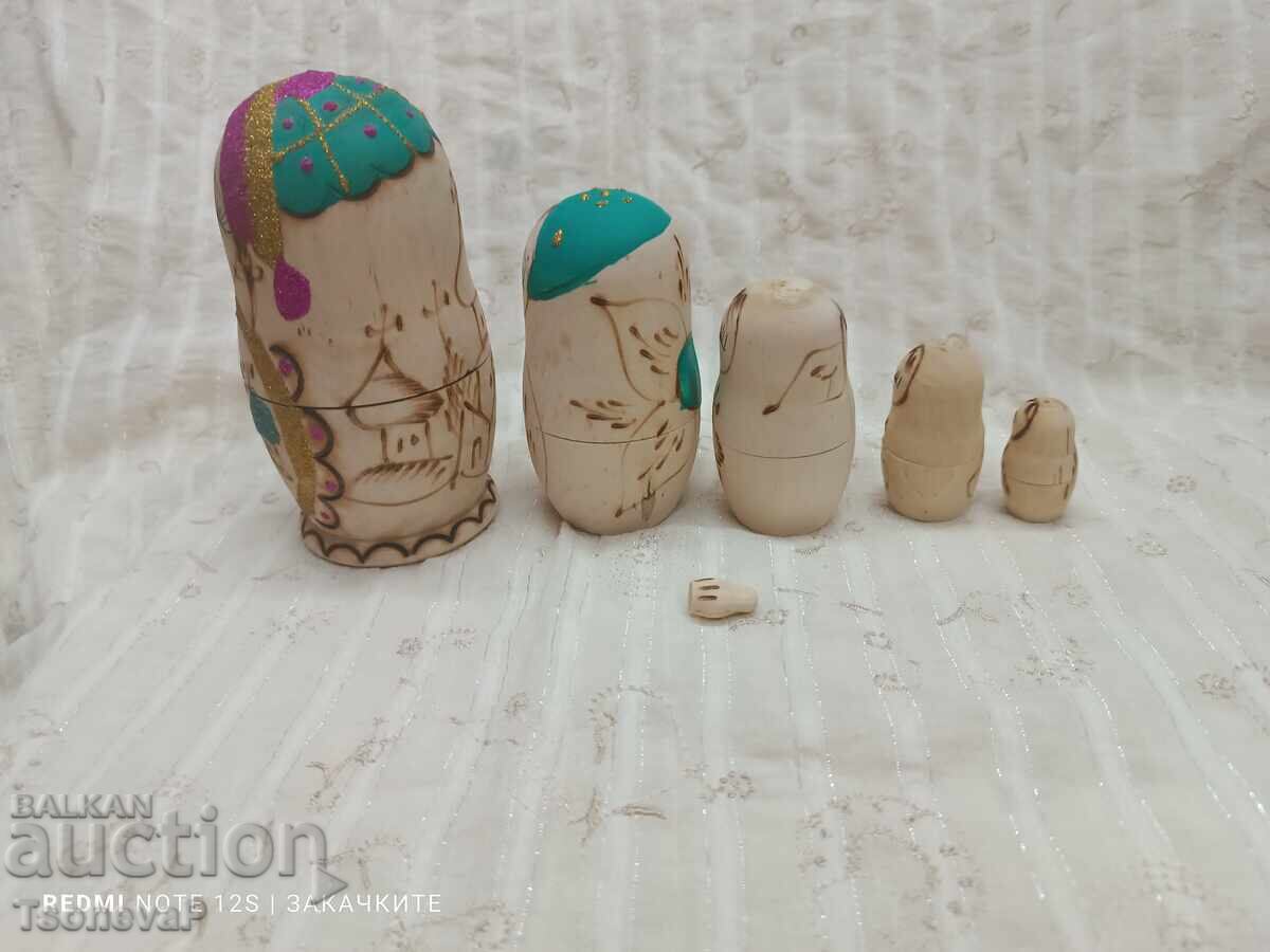 New set of matryoshka dolls for coloring - 5 New set of matryoshka dolls for coloring - 5