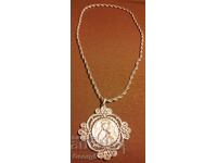 Αναγεννησιακή παναγία φιλιγκράν