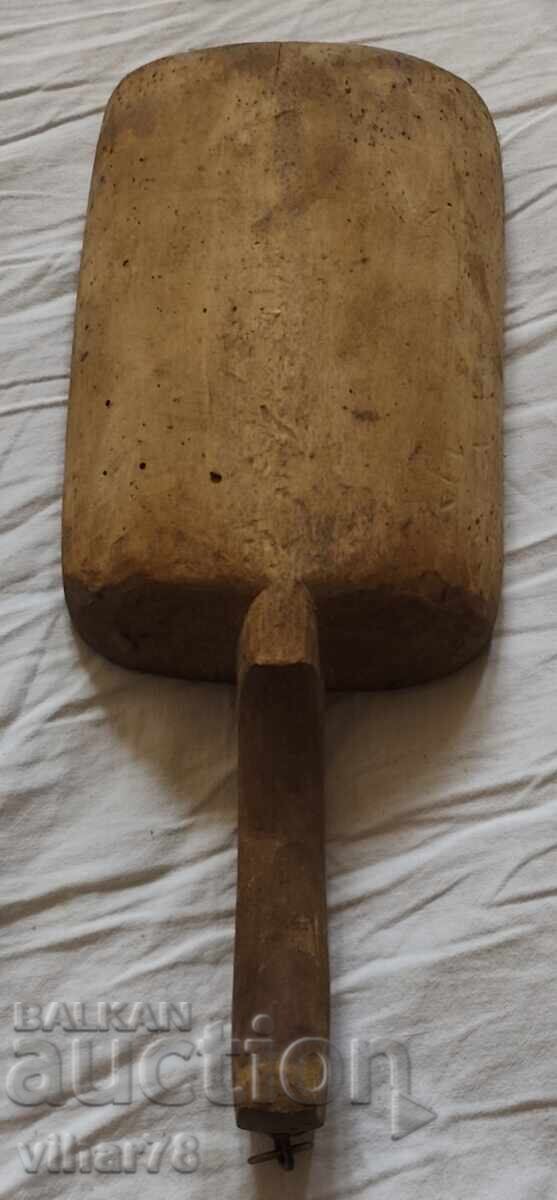 OLD WOODEN SHOVEL GRAIN MEASURE - 5