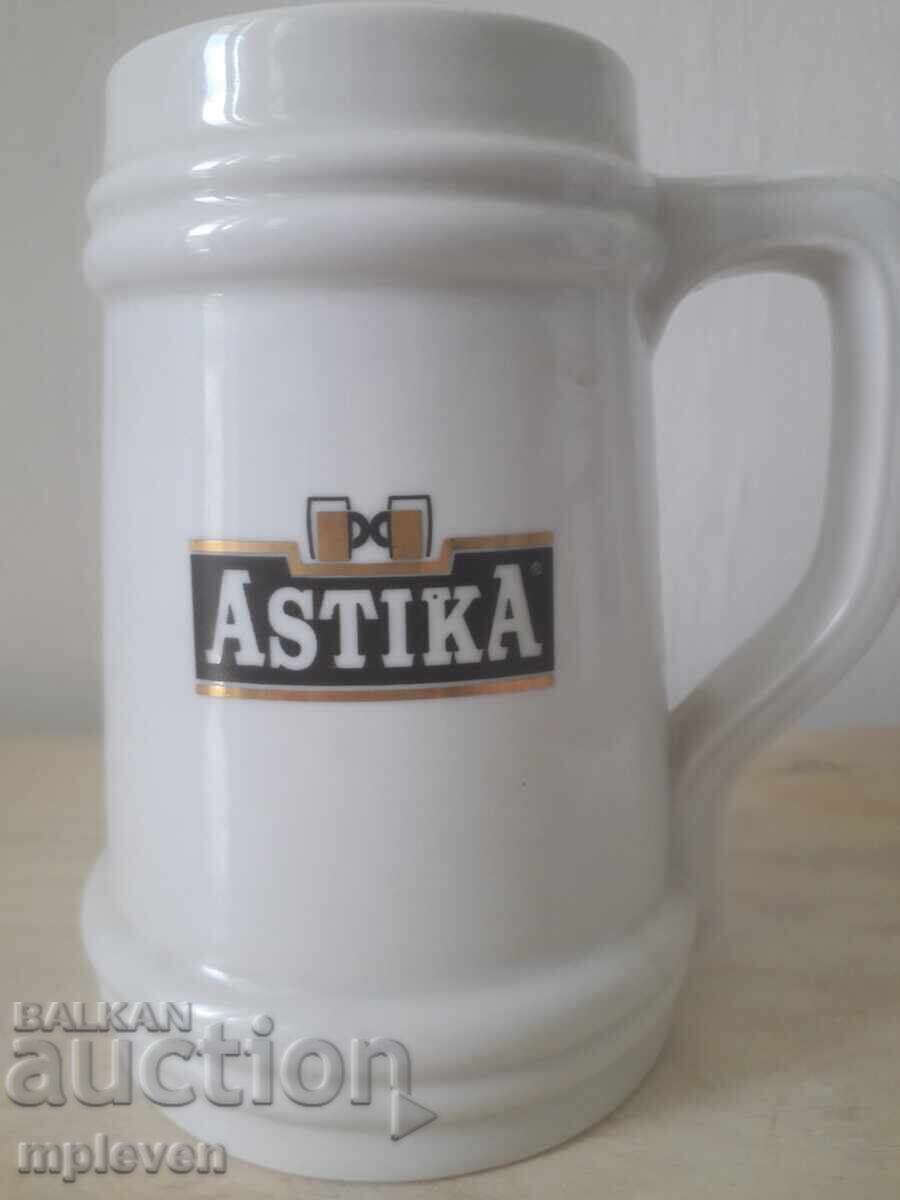 Cană de porțelan pentru bere Astika