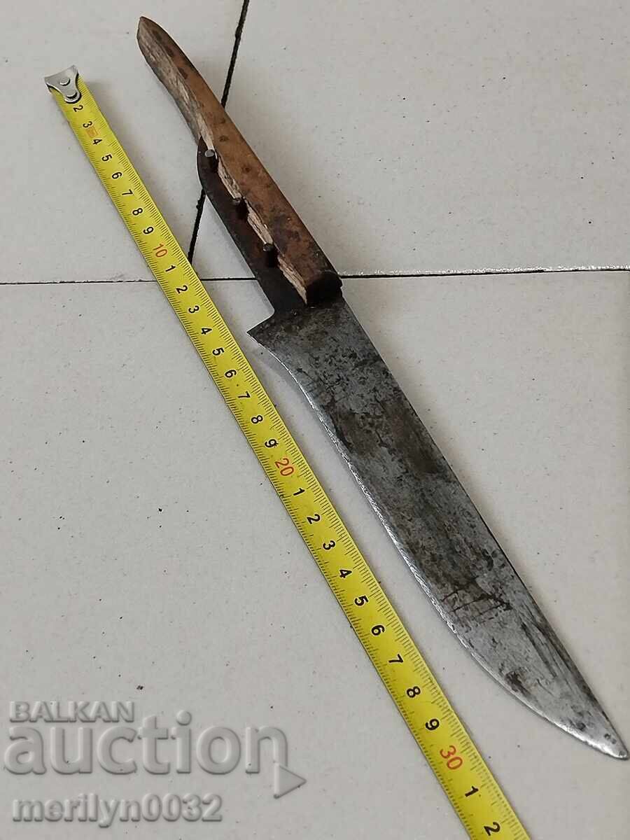 O lamă veche de cuțit de bucătărie cu ștampila SHIPKA - 7