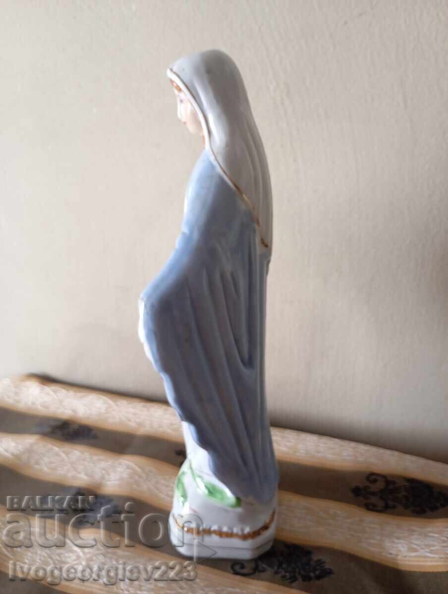 Licitație Statuetă din porțelan