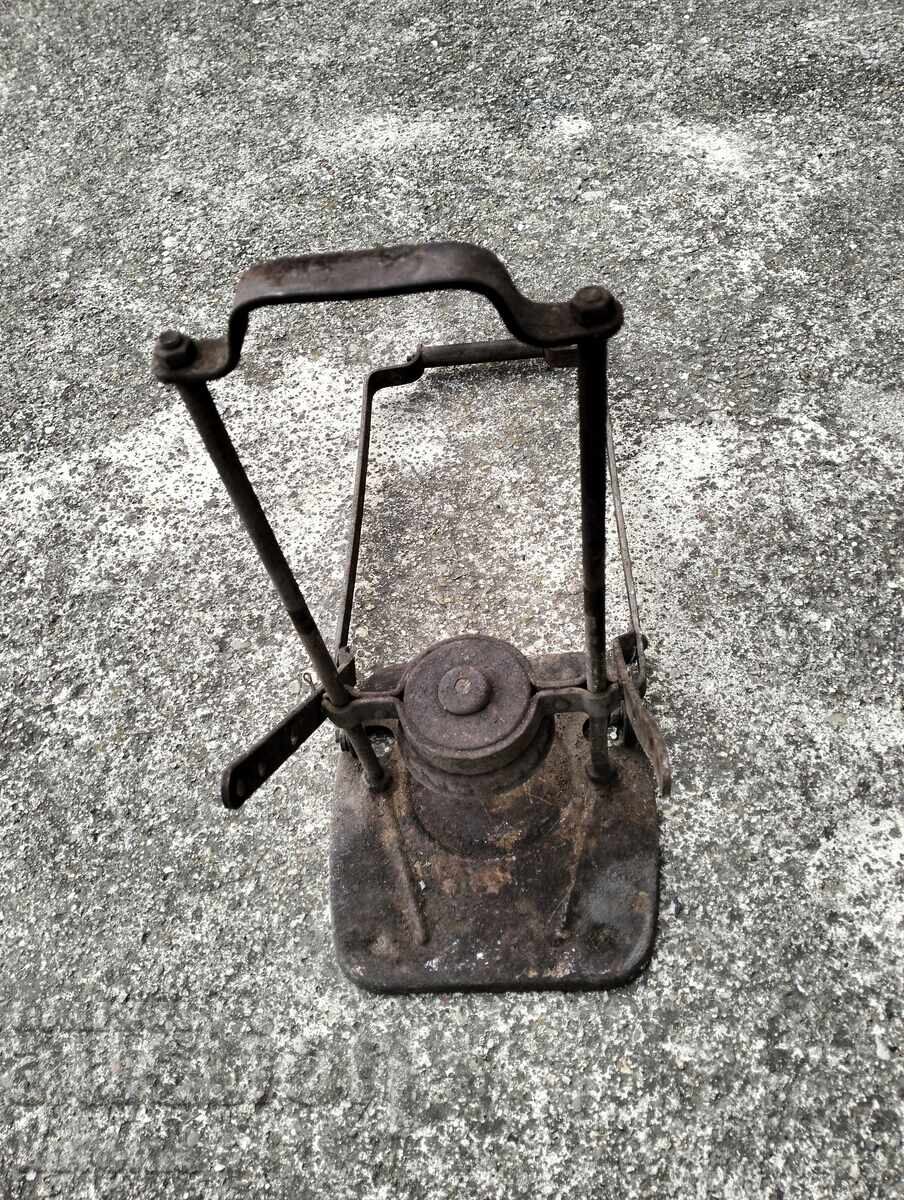 Jar stopper with price 39.99 BGN | € 20.45