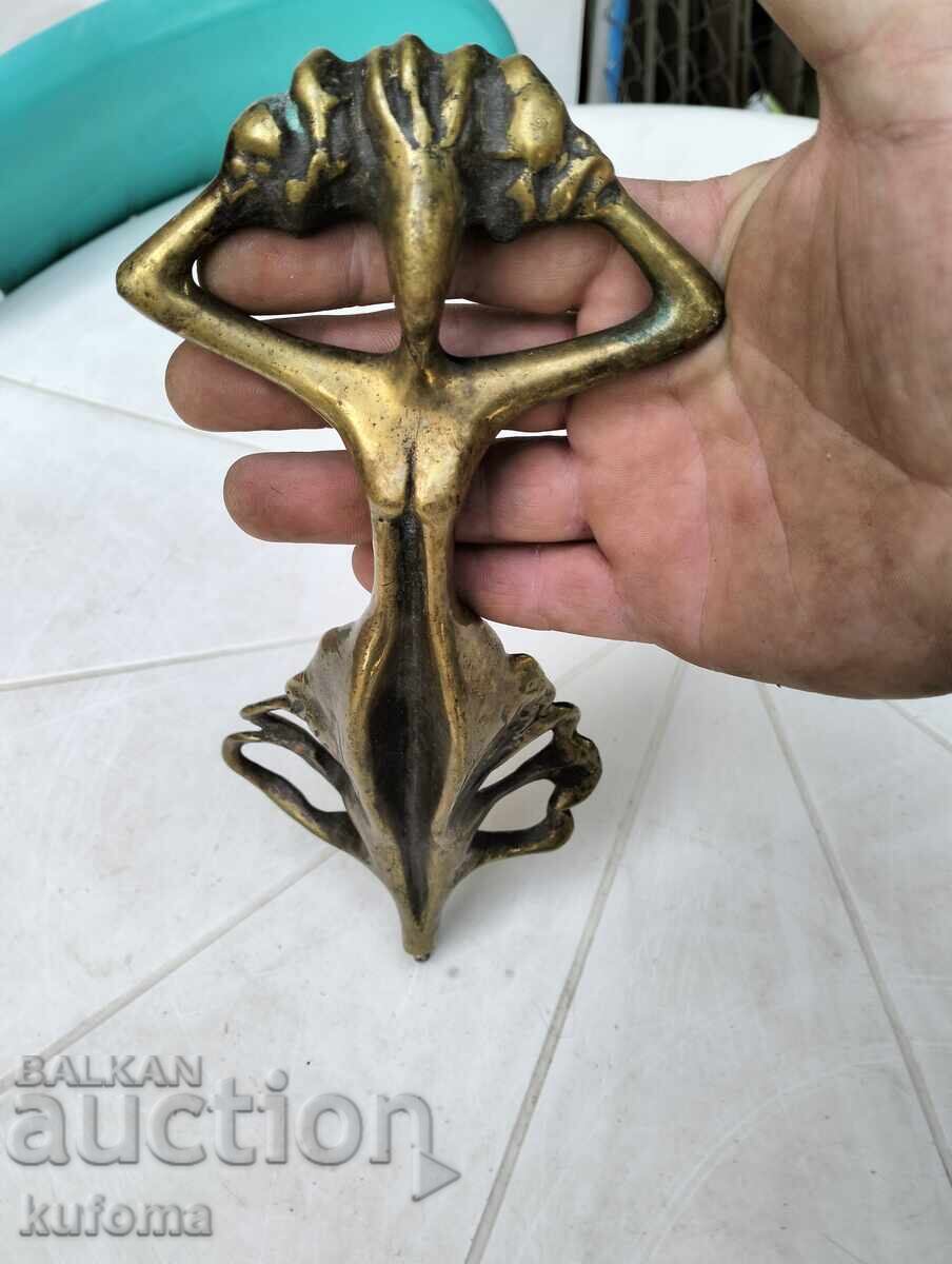 Bronze sculpture with price 230.00 BGN | € 117.60 Bronze sculpture with price 230.00 BGN | € 117.60