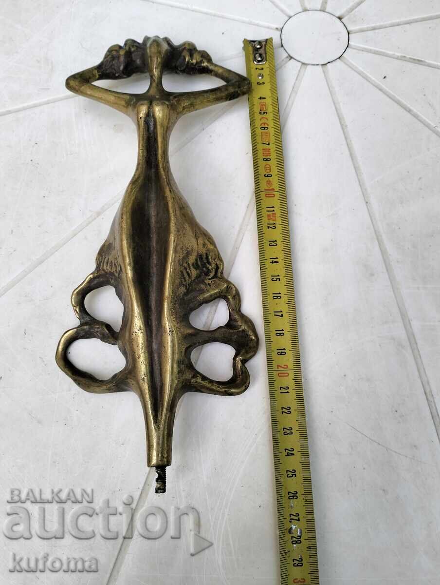 Auction Bronze sculpture Auction Bronze sculpture