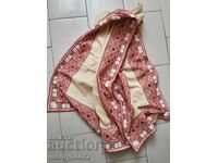 Veche față de masă brodată manual, model pătrat, decorațiuni broderie