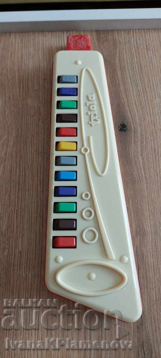 Licitație Jucărie Soca pentru colecționari