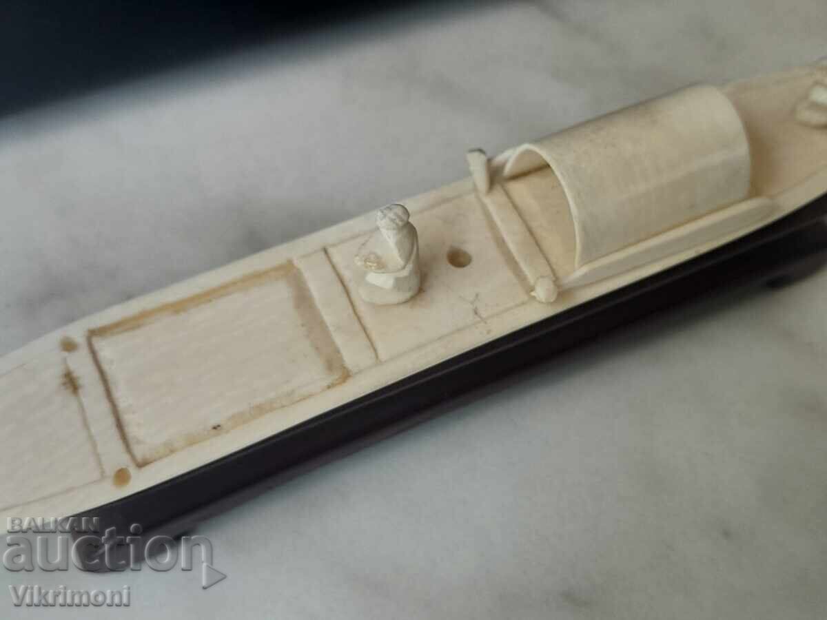 Rare ivory figure, boat, schooner, Inuit - 6