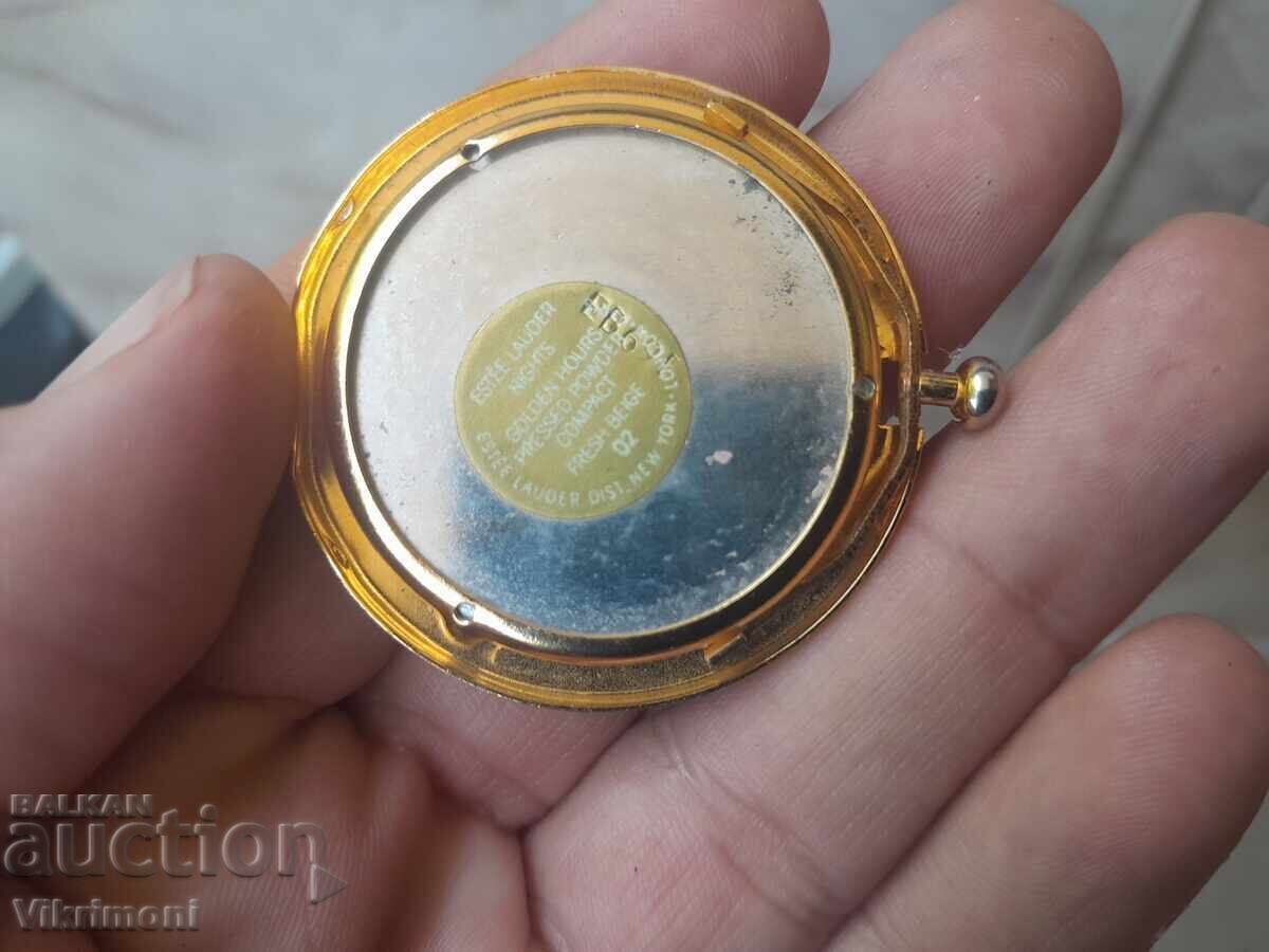 Estee Lauder, πουδριέρα, καθρεφτάκι, κουτάκι, Made in USA με τιμή 30.00 BGN | € 15.34