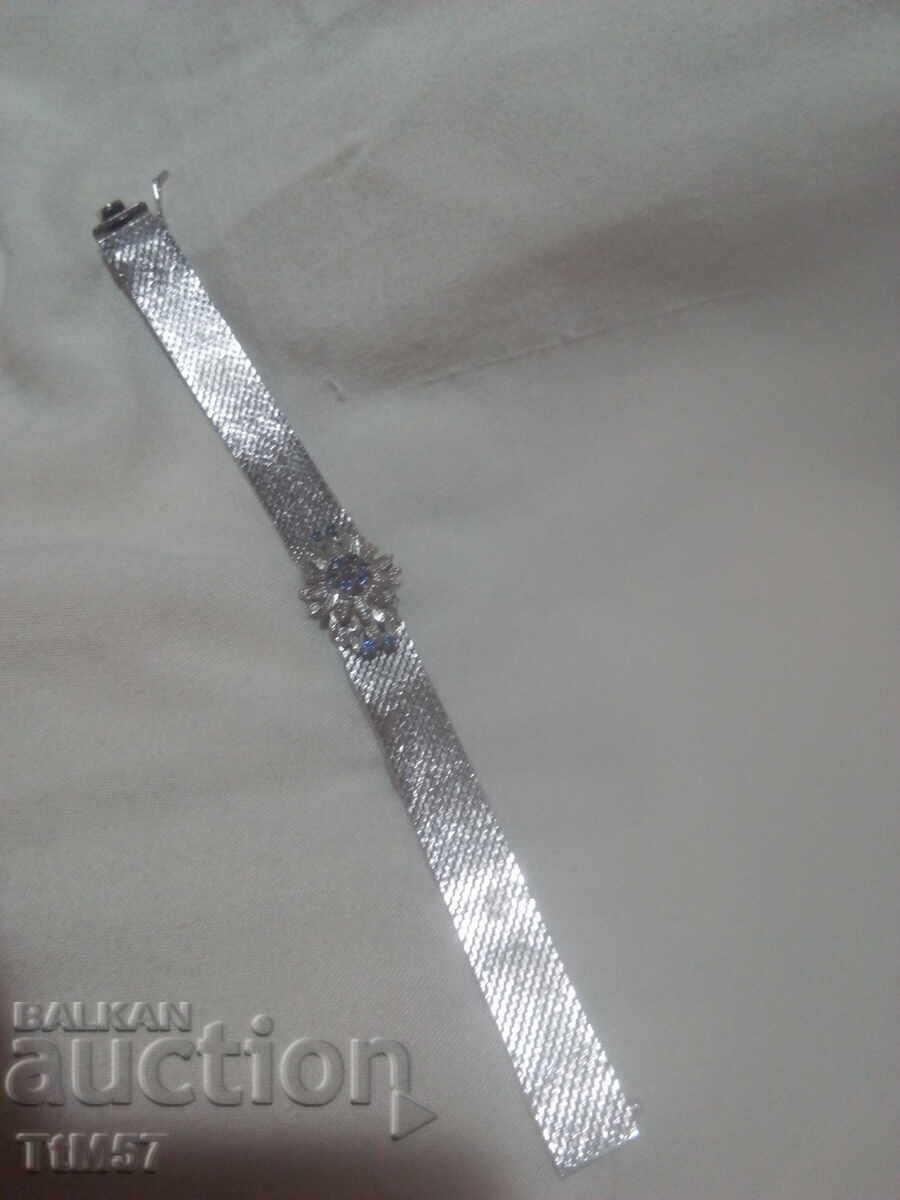 Unique silver - low price with price 250.00 BGN | € 127.82 Unique silver - low price with price 250.00 BGN | € 127.82