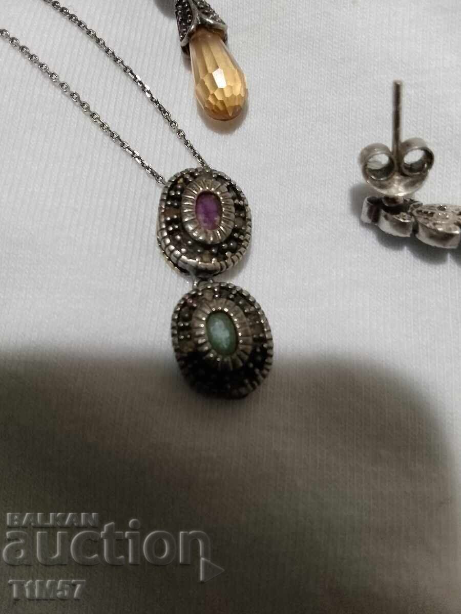 Lot - Diamond necklace and earrings with price € 173.84 | 340.00 BGN Lot - Diamond necklace and earrings with price € 173.84 | 340.00 BGN