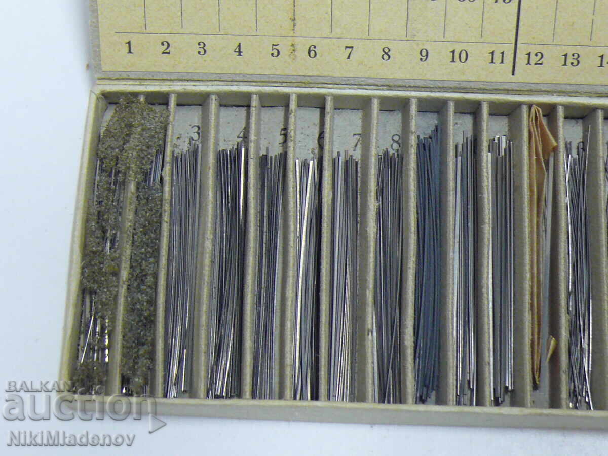 Auction  Favorite watchmaking tools, steel