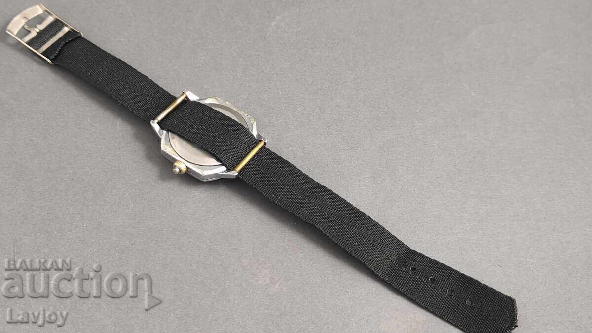 Доставка на Ракета  *** Raketa *** за незрящи