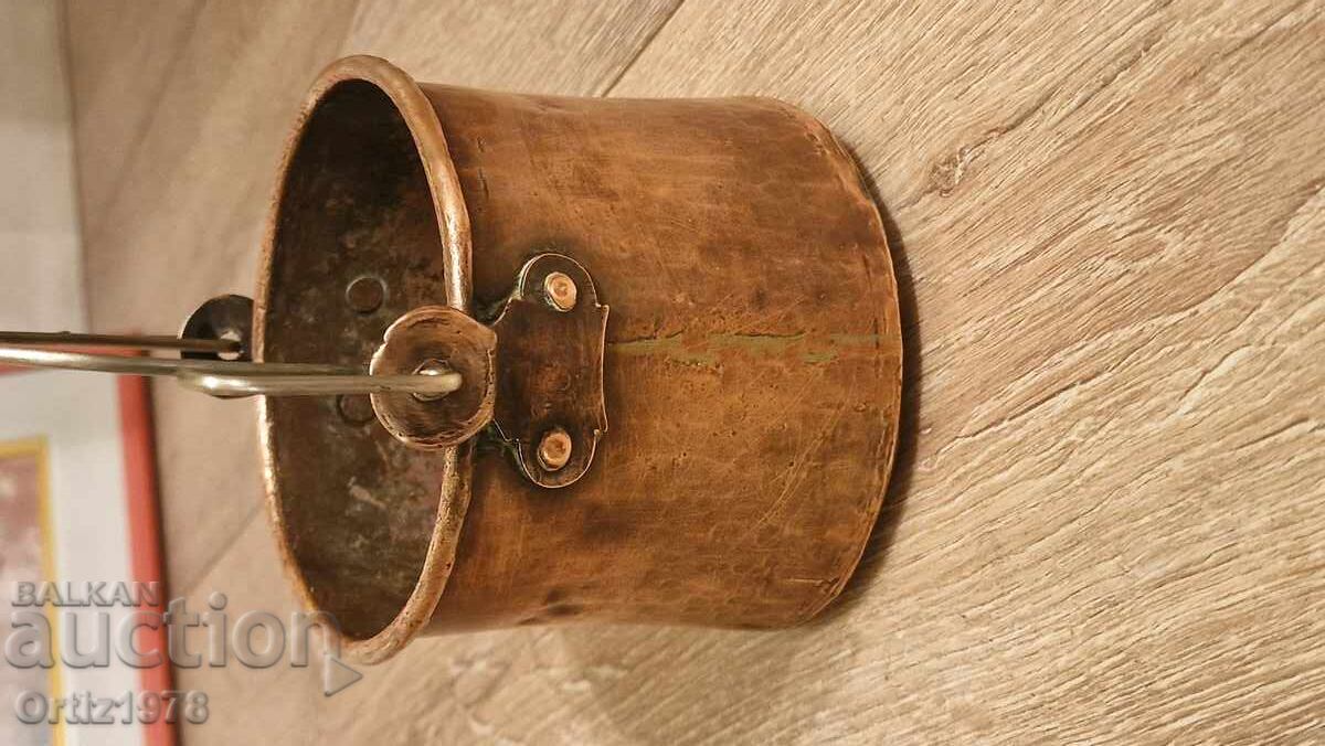 Доставка на Френско ковано менче, котле.