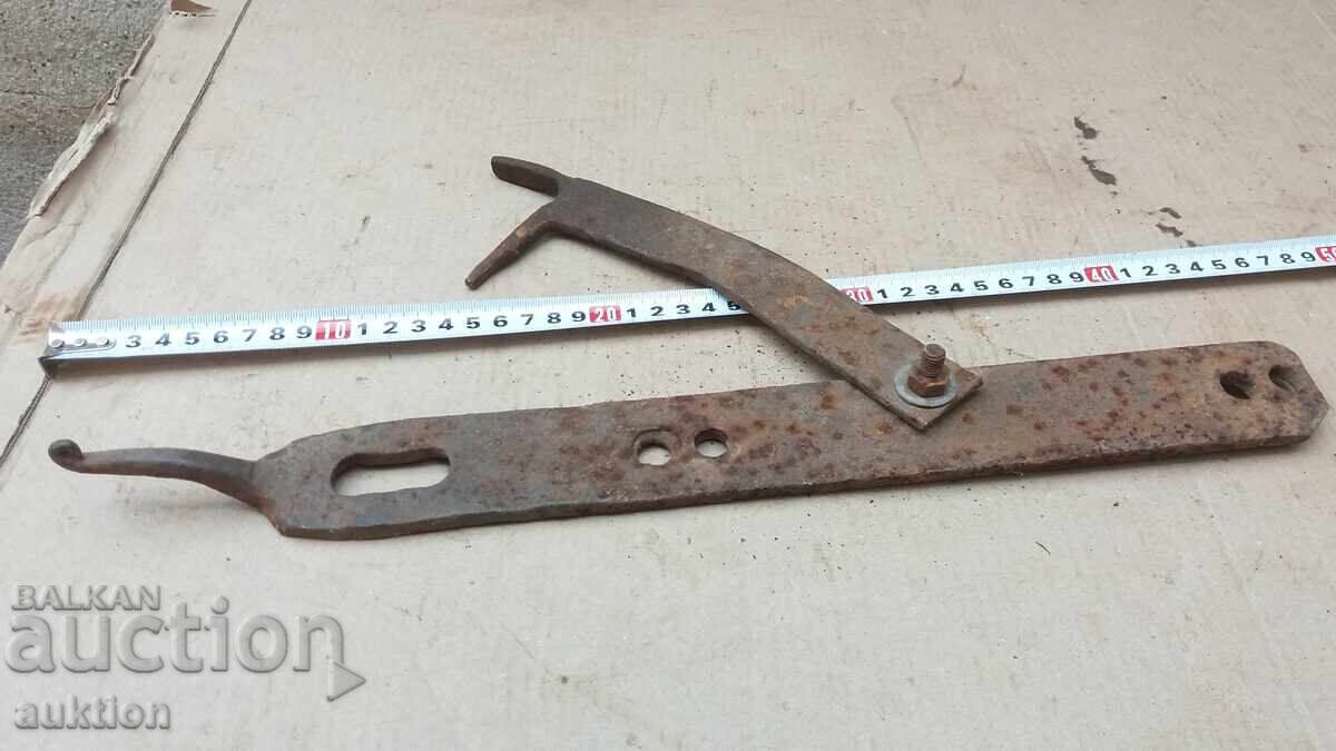 BACĂT PORȚI RENAȘTEREA FORJATĂ - 6 BACĂT PORȚI RENAȘTEREA FORJATĂ - 6