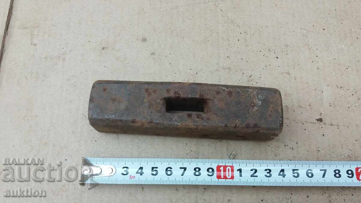 CIOCAN EXCELENT cu preț 4.99 BGN | € 2.55 CIOCAN EXCELENT cu preț 4.99 BGN | € 2.55