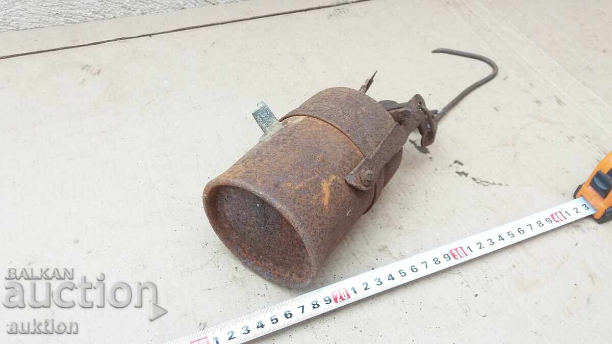 antique Carbide miner's lamp lantern - 6