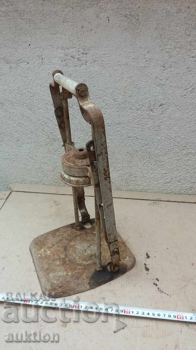 Delivery of GREAT JAR SEALER, SOVIET ERA