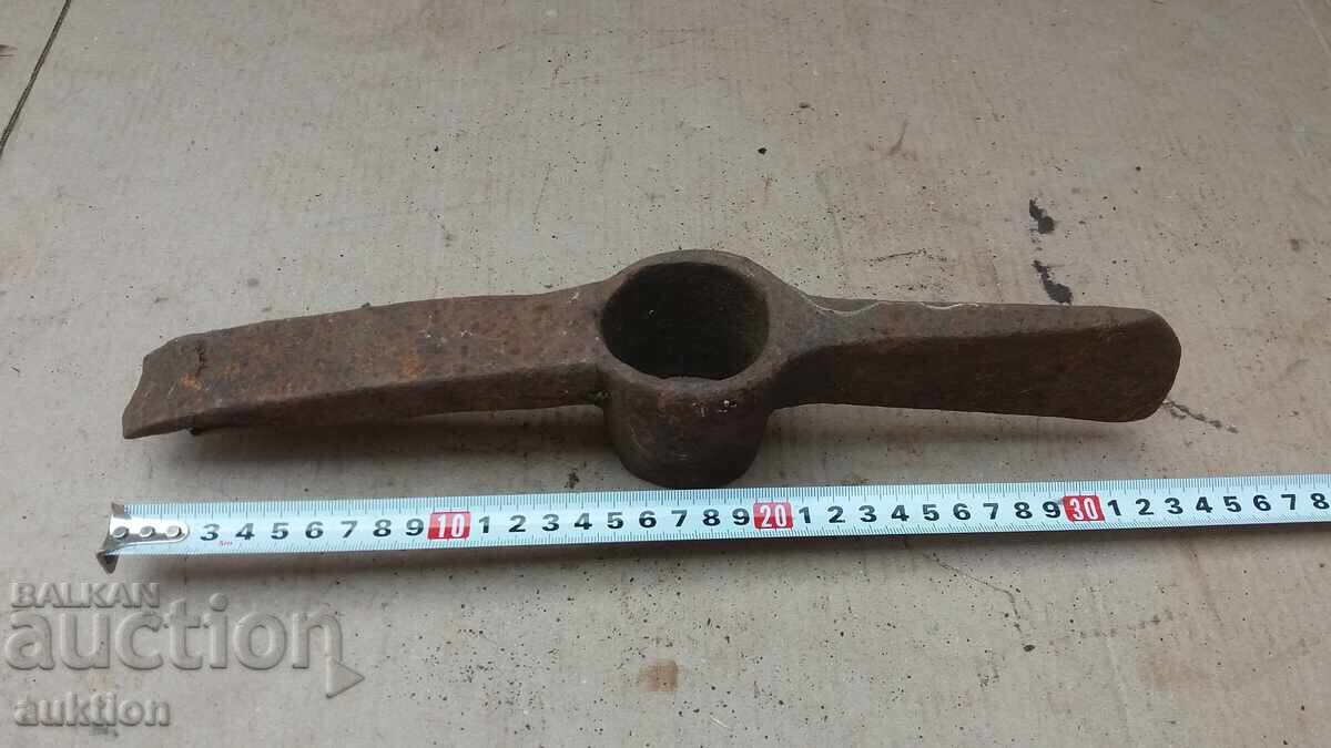 Auction  FORGED PICKAXE - AXE