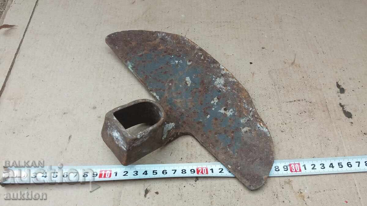 SAPA VECHE MASIVĂ - 5 SAPA VECHE MASIVĂ - 5