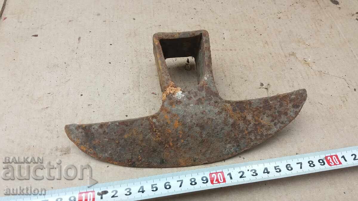 СТАРА МАСИВНА МОТИКА - 5