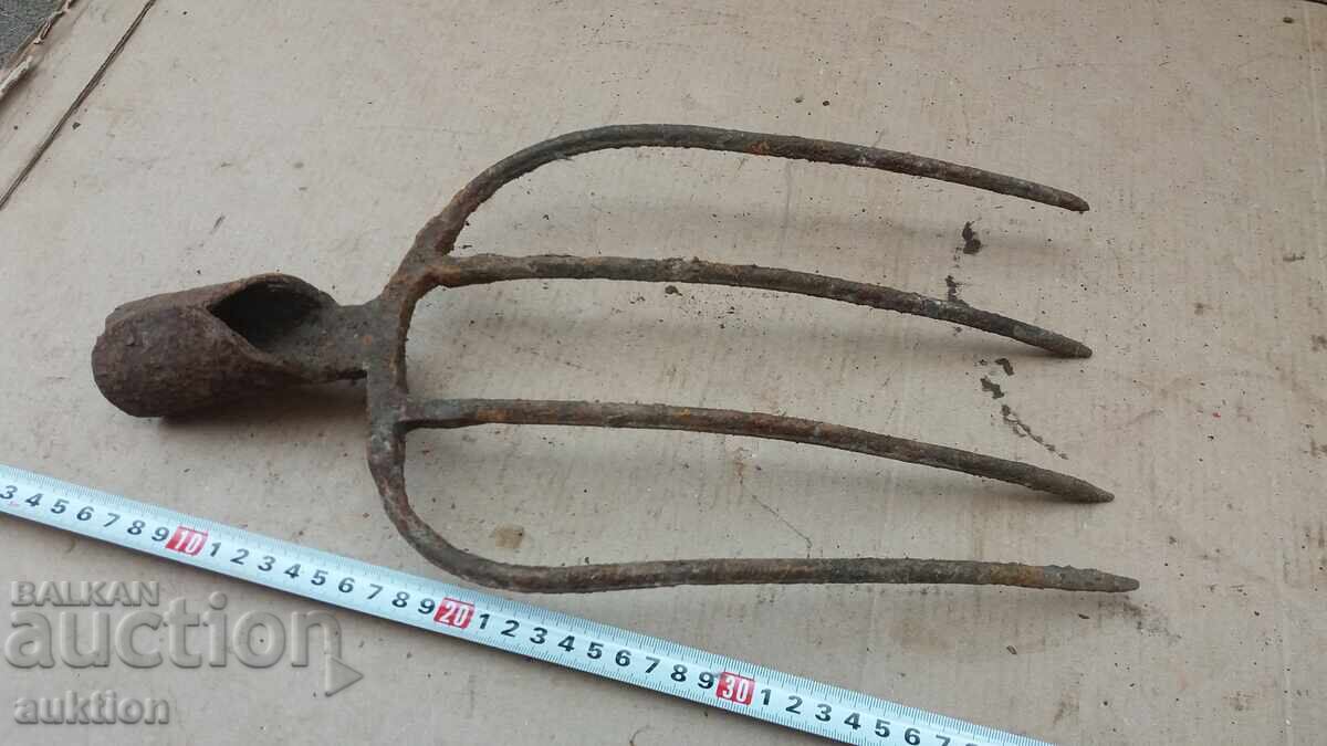 ΠΑΛΙΑ ΜΑΖΙΚΗ ΒΙΛΑ - 6