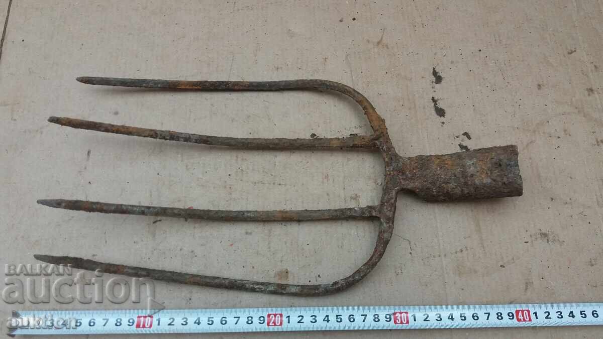 ΠΑΛΙΑ ΜΑΖΙΚΗ ΒΙΛΑ