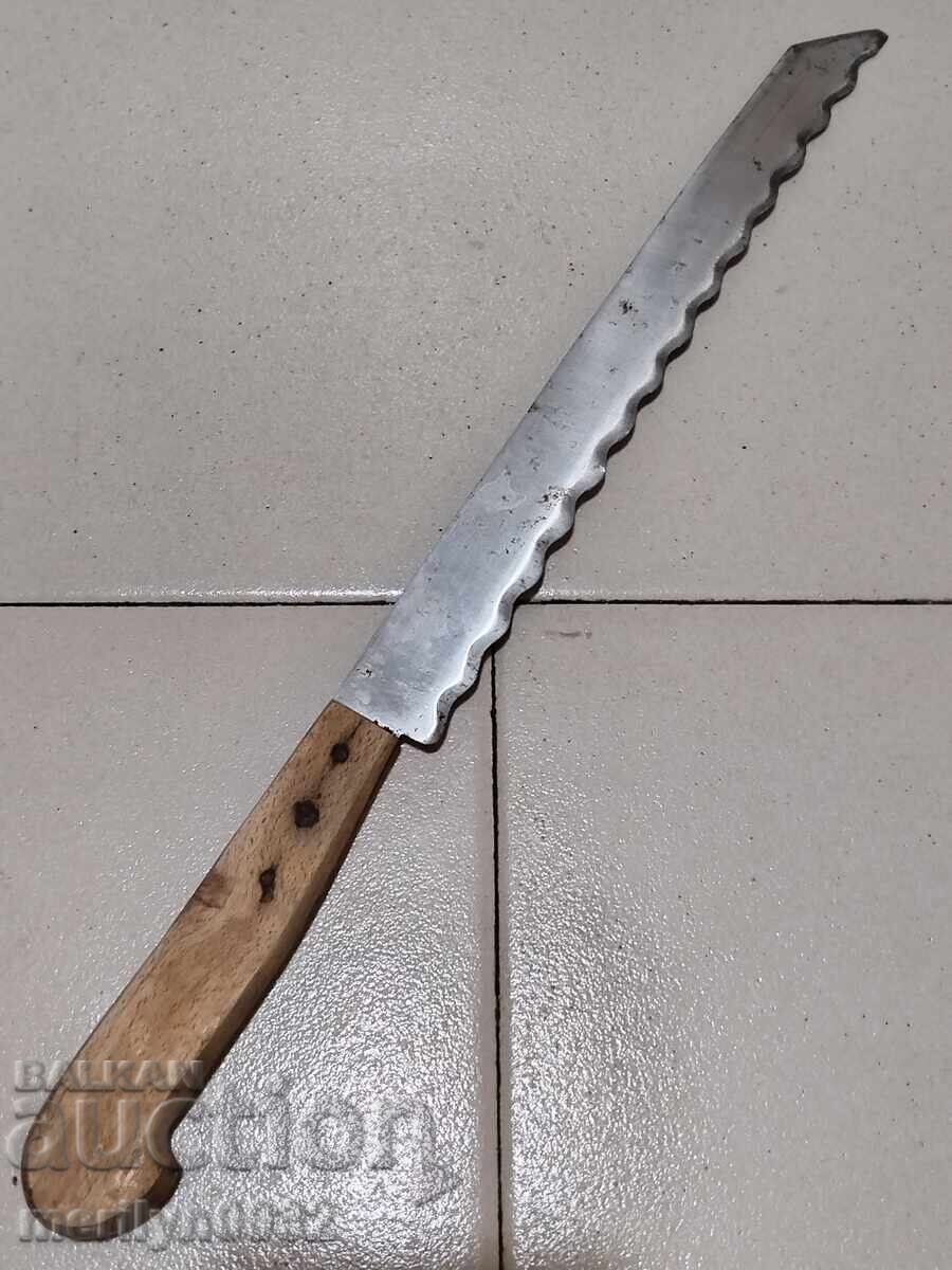 Παλιό μαχαίρι κουζίνας Πέτκο Ντάνεφ λεπίδα καμά με τιμή 40.00 BGN | € 20.45