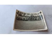 Photo Young men in shorts