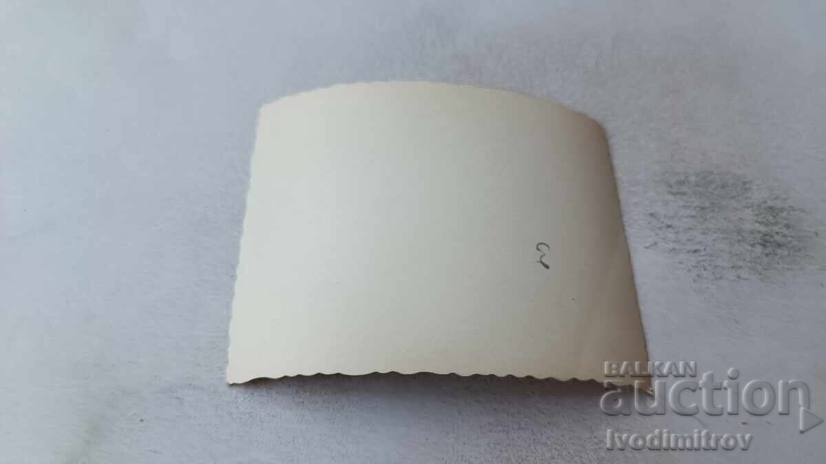 Foto Omul pe plajă cu preț 1.65 BGN | € 0.84