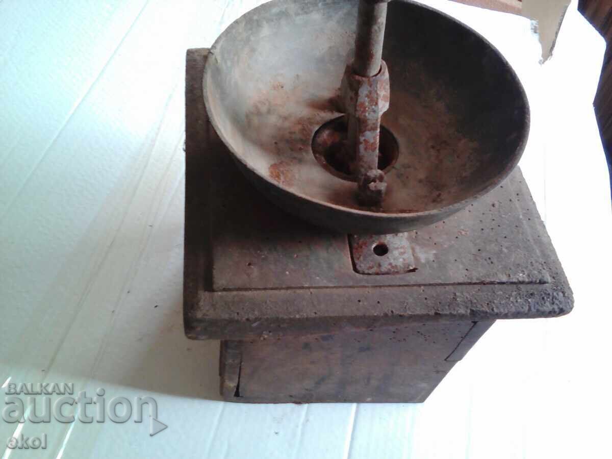 Mill from a military kitchen, 1912 - 5