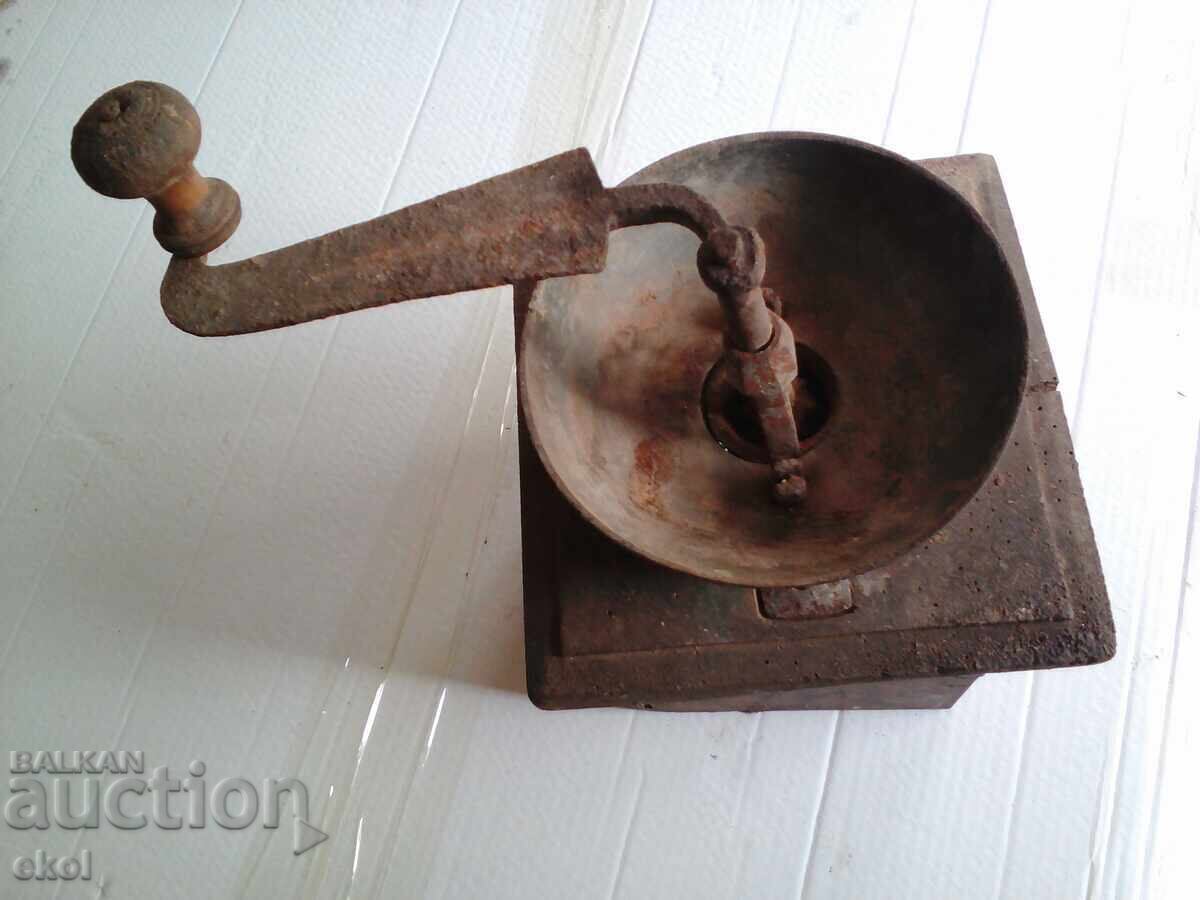 Mill from a military kitchen, 1912