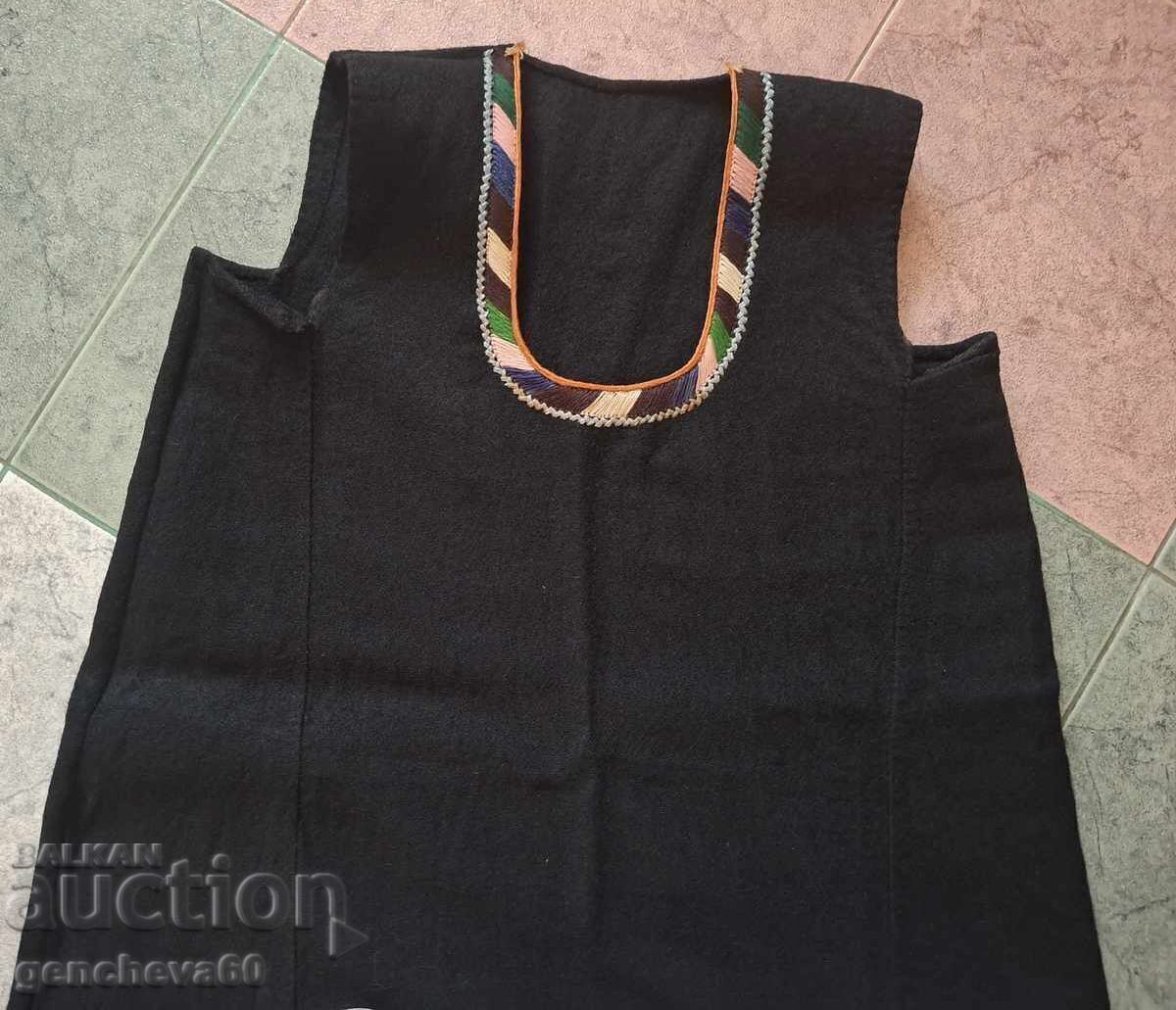 Аукцион Рядък Автентичен вълнен сукман - носия