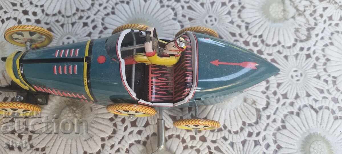 Tin toy with price 70.00 BGN | € 35.79
