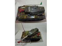 Tanc vechi japonez din metal, jucărie pe baterii arabă ds1520