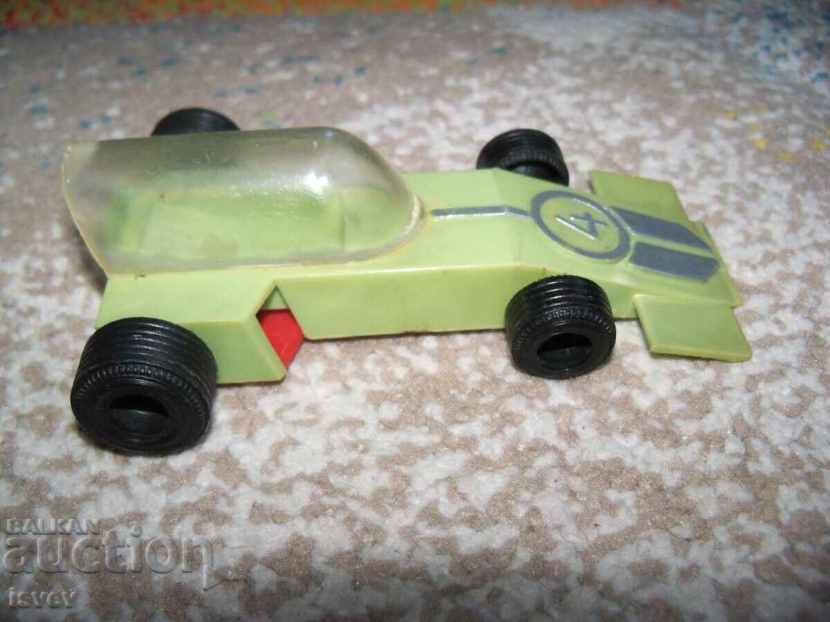 Δημοπρασία Μικρό πλαστικό αυτοκινητάκι σοσιαλιστικό παιχνίδι Δημοπρασία Μικρό πλαστικό αυτοκινητάκι σοσιαλιστικό παιχνίδι