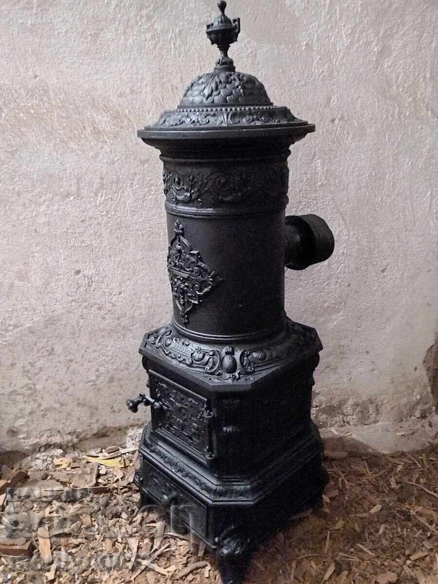 Немска/австрийска печка NADSAG фигурален чугун 19-ти век Немска/австрийска печка NADSAG фигурален чугун 19-ти век